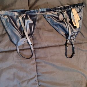 victoria secret bralette with tags